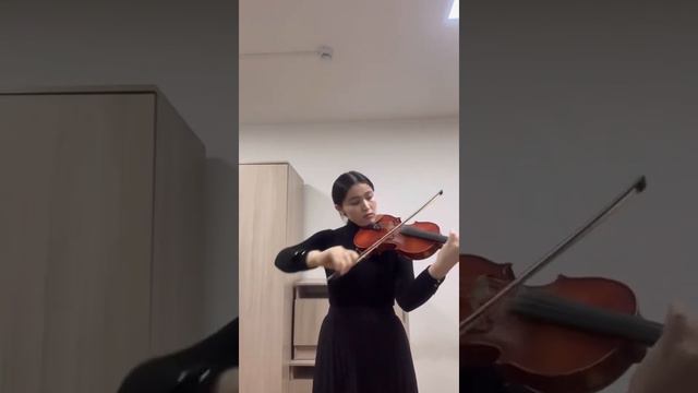 Төлеген Аружан 2 курс Крейслер “Прелюдия и Аллегро”