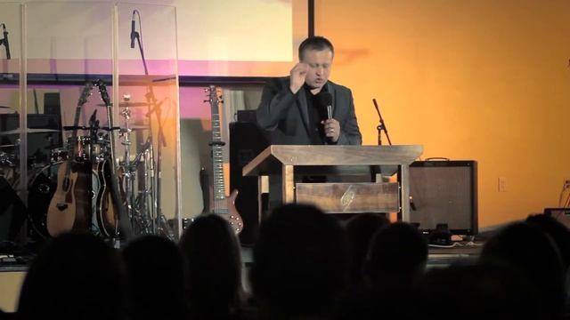 Зеркало жизни - пастор Василий Ярош, церковь Новое Начало (26.06.11)