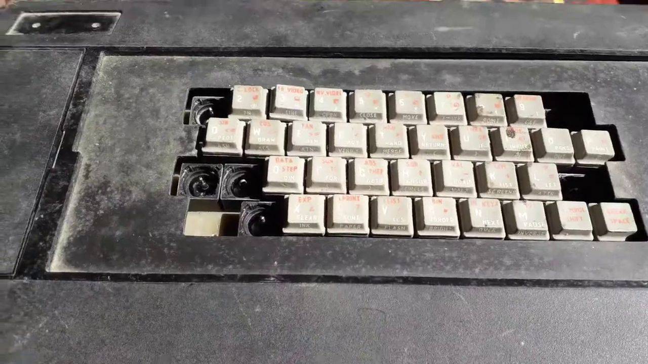 Много позолоты в клавиатуре ZX-SPECTRUM