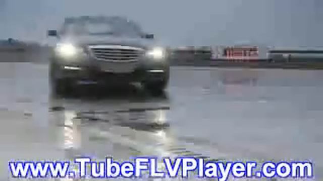 Mercedes E 63 AMG Drifting On A Wet Track.flv.WMV
