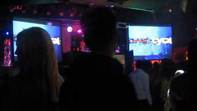 Tydi - DJ Trendsetter - Yuri Kane Right Back.AVI