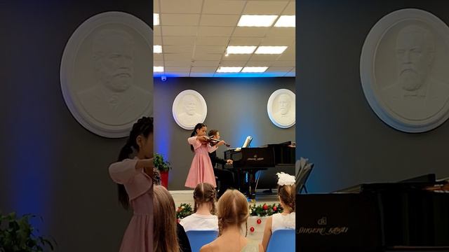 Скрипка 1 класс, вторая четверть.