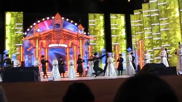 Хадис Музакаев - Сольный танец