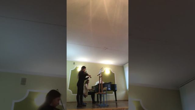 Гайдн -соната G-dur для скрипки и фортепиано 2 часть.