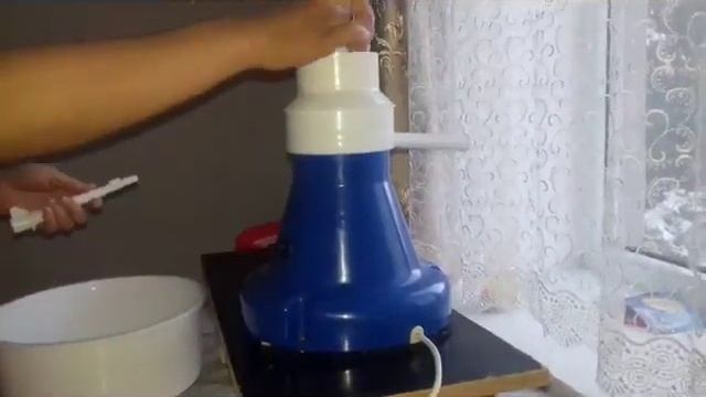 Сепарируем молоко.Сепаратор