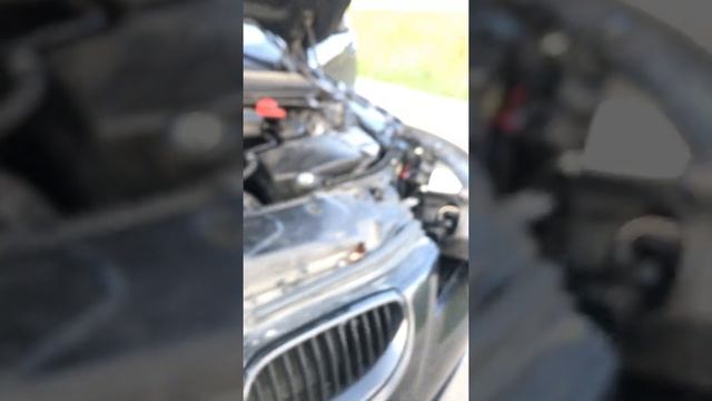 Как достать лампочку ангельских глазок BMW E60 - снять фару