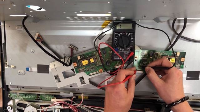 Телевизор BBK LT3214S нет изображения, черный экран, звук есть, поиск и устранение поломки.