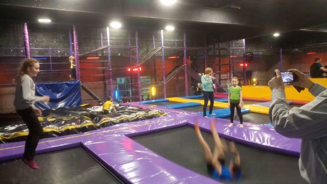 13 апреля батут центр Sky Trip рядом со Спорт холом на парковом(11)