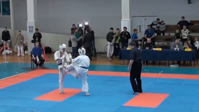 Касумов Шамистан бой 1Первенство Красноярского края