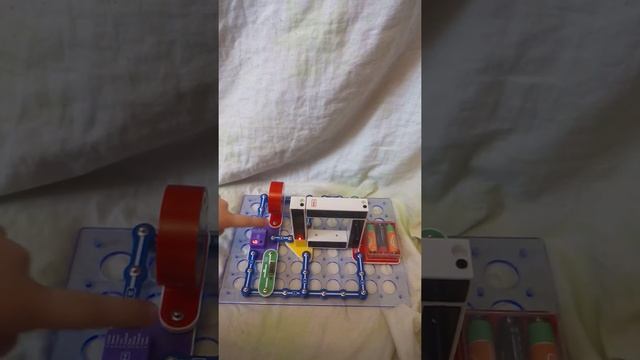 ЭЛЕКТРОННЫЙ КОНСТРУКТОР 