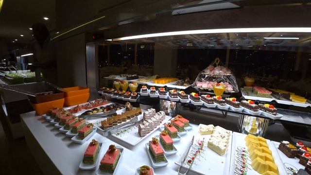 Отель Dana Beach Resort 5*Хургада. Чем кормят в ресторанах? Вечерний отель...