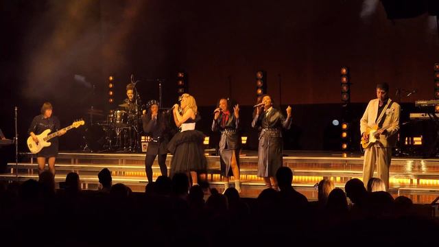 Paloma Faith - Lullaby live Regent Theatre Stoke-on-Trent 12-06-22