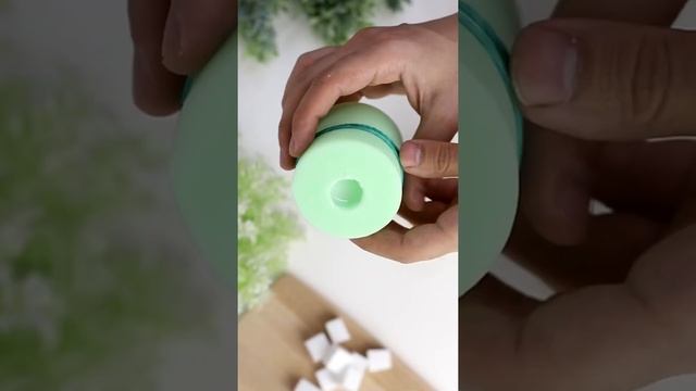 Букет с розовым зайцем