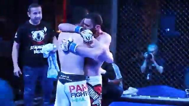 Бой Хумоюн Исмоилов из город Кинель