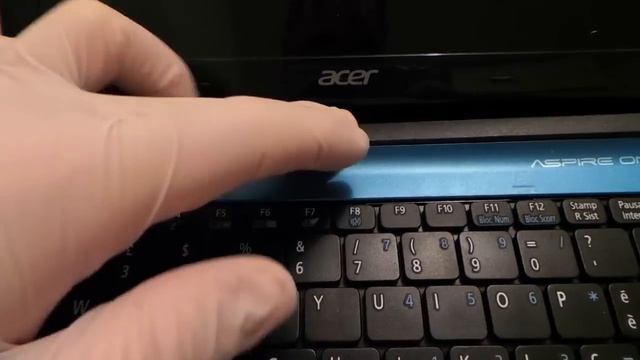 Come Sostituire RAM E Disco Fisso Di Un Netbook (Acer Aspire One D270)