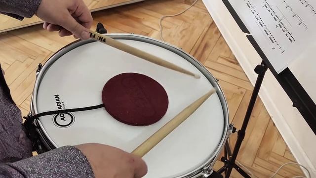 В. Барнетт - Шелест дроби барабанной =s