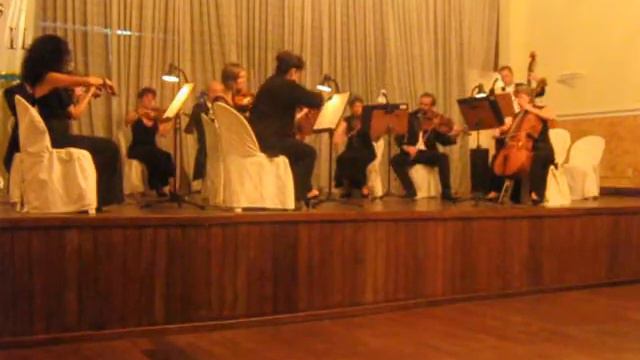 Mozart: Divertimento Em F Maior KV 138 - 2. Andante