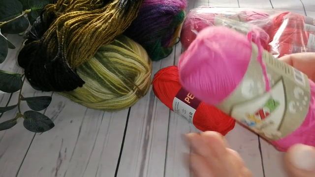 // Подарок сюрприз ? // Обмен подаркоми к 8 марта.  #распоковкапосылок #Получилапосылку