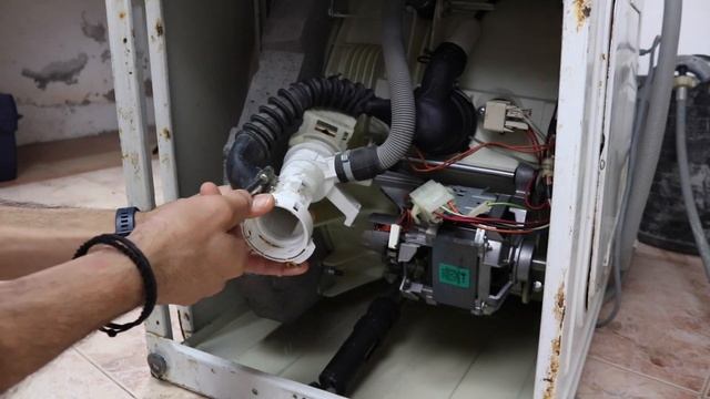 Lavadora No Descarga Agua, No Centrifuga, No Expulsa // SOLUCION Y Comprobaciones