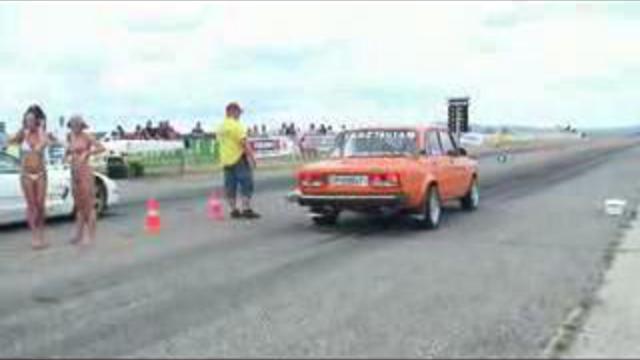 Lada MV6 Vs. Corvette C05