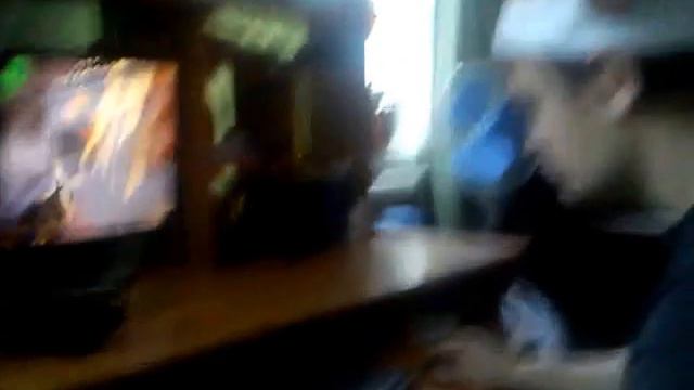 Как отмечают Новый год задроты (Vine)