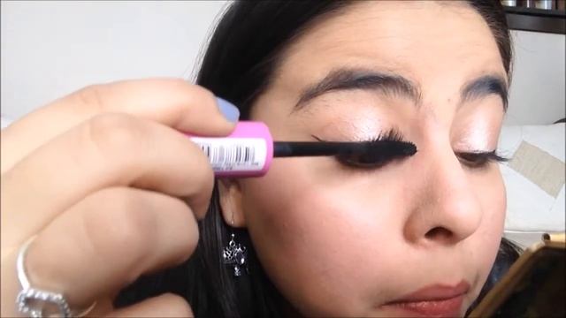 Première Impression L I Love Extreme Volume Mascara Essence