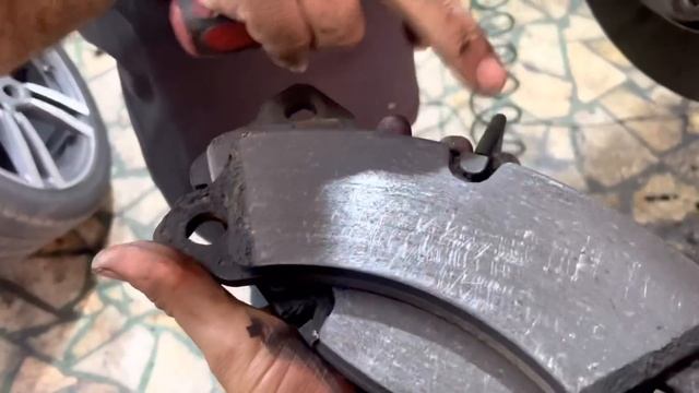 АвтоСпасатель: Служба Помощи и Ремонт