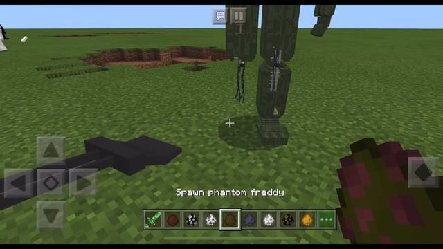 REAL FIVE NIGHTS AT FREDDYS MOD Vs CREEPER SWORD In Minecraft PE