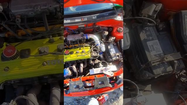 Mostrando El Motor Del Starlet Glanza