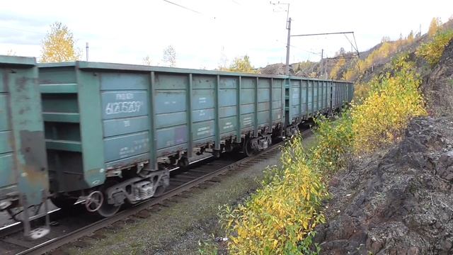 ВЛ11М-394/375 Б с грузовым поездом