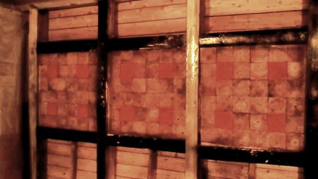 Партия  в  крестики  нолики    штык-ножами  от  АКМ  и  