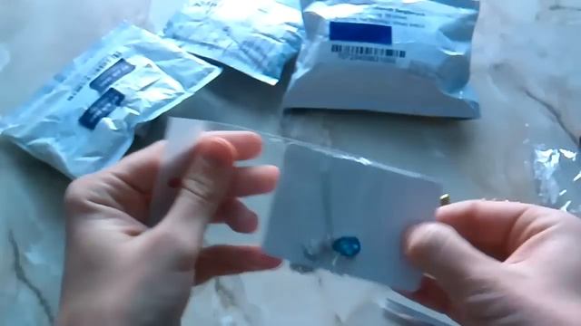 Много женской бижутерии с AliExpress