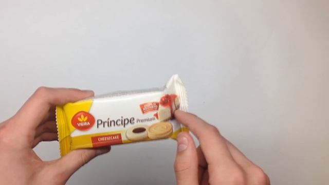 Твикс в белом шоколаде и Португальские печеньки с чизкейком [Обзор еды #89]