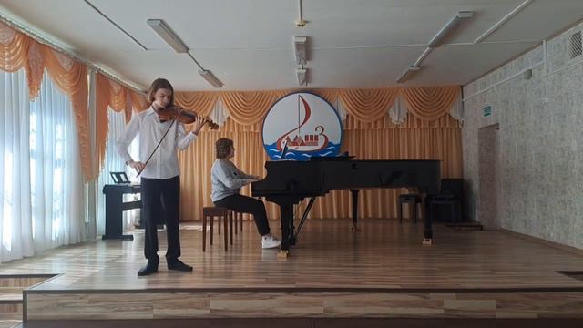 Исполняет Антонов Григорий, 15 лет, 