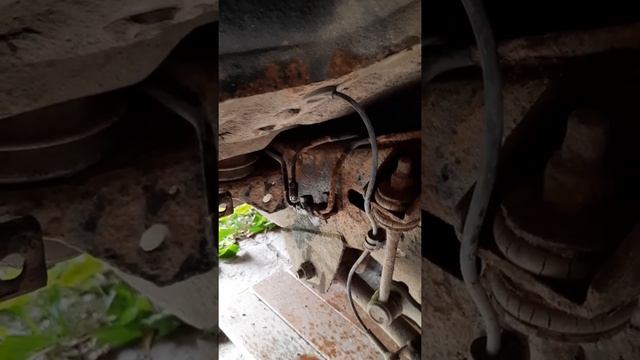 Замена тормозных колодок и дисков