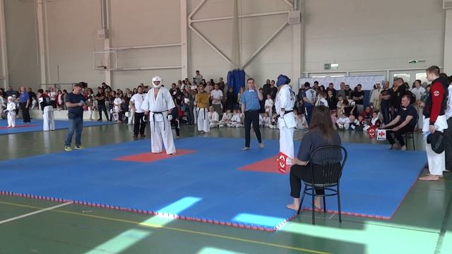 Участники первенства: 45 (ака) - 130