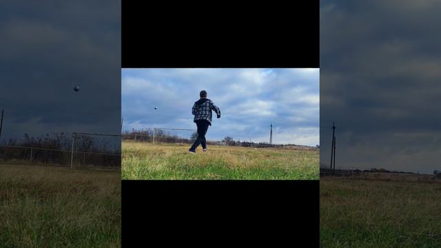 Крутой гол в угол ворот. #люблюфутбол#заспорт