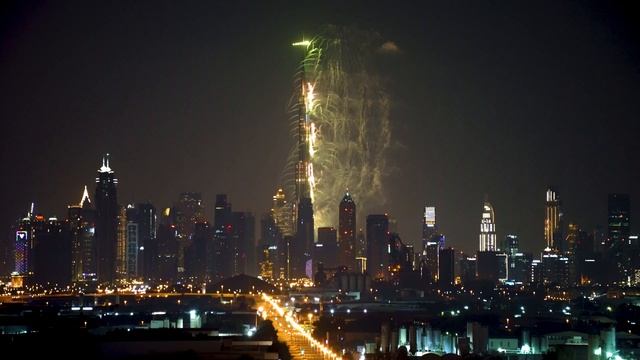 4K Dubai 4К ( 2160 X 3840 ).webm