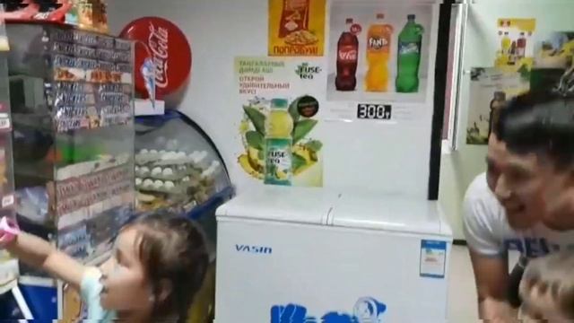 СОСЕДушка 21 век??не выбирай дом а выбирай соседей?ТРЕТИЙ ЛИШНИЙУВАЖЕНИЕ старшим не хорошо иногд