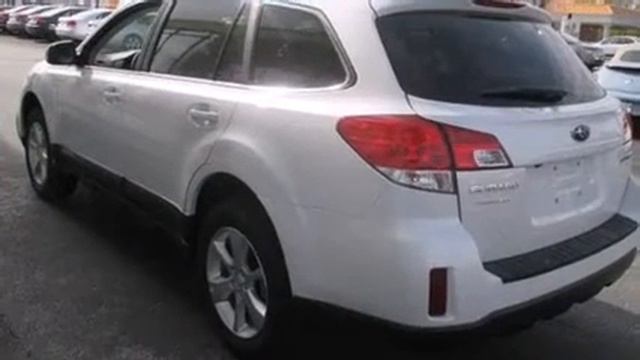 2014 Subaru Outback 2.5i Limited W/Moonroof Pkg/Nav