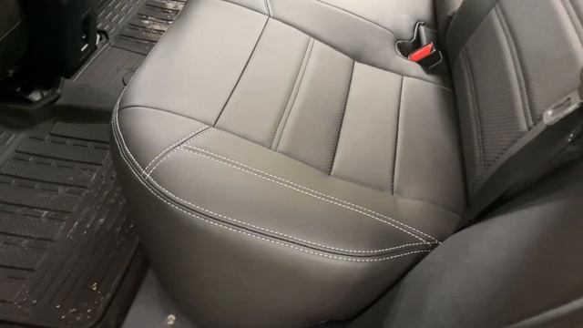 Чехлы для Тойота Королла Е160 - российская экокожа Ultra