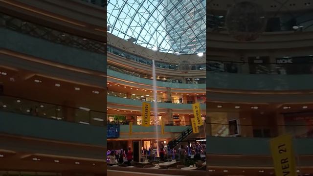 Поющий фонтан . Афимолл Сити . Москва