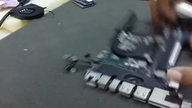 MacBook Pro A1278 Disassembly And Fan Cleaning Keyboard Not Working