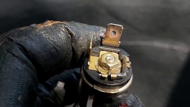 Прикуриватель не работает Toyota Previa. Тойота Превия.