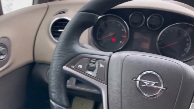 Мини обзор. Opel Meriva. 2013.