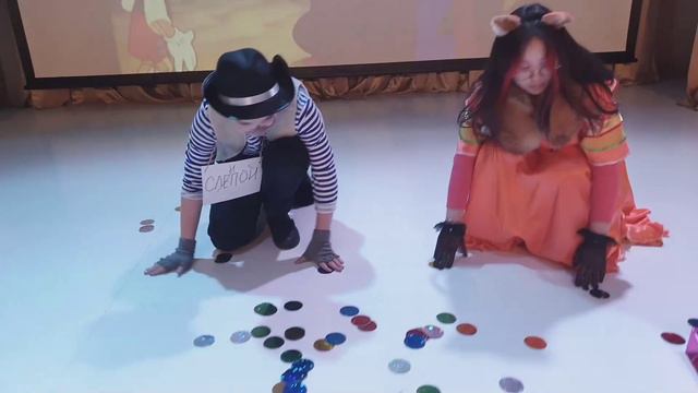 Спектакль «На балу у Белоснежки». МАОУ СОШ № 49 г. Улан-Удэ