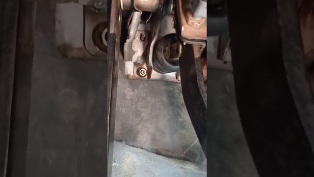 Cómo Reparar Base De Pedales De Un Atos