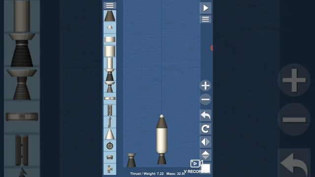 Играю  в игру рокет лига круто!😉