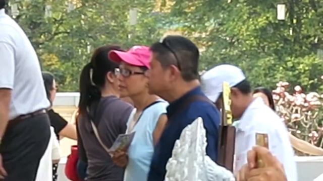 VLOG Cambodia: Inside The Royal Palace And Silver Pagoda In Phnom Penh