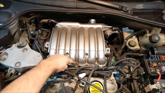 Renault Laguna 2 3.0 V6 24V - Demontaż Kolektora Ssącego